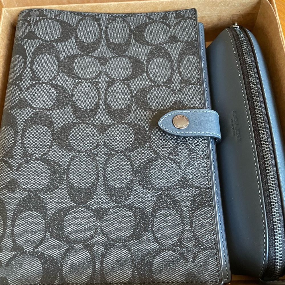Coach Black and Gray Signature notebook Set